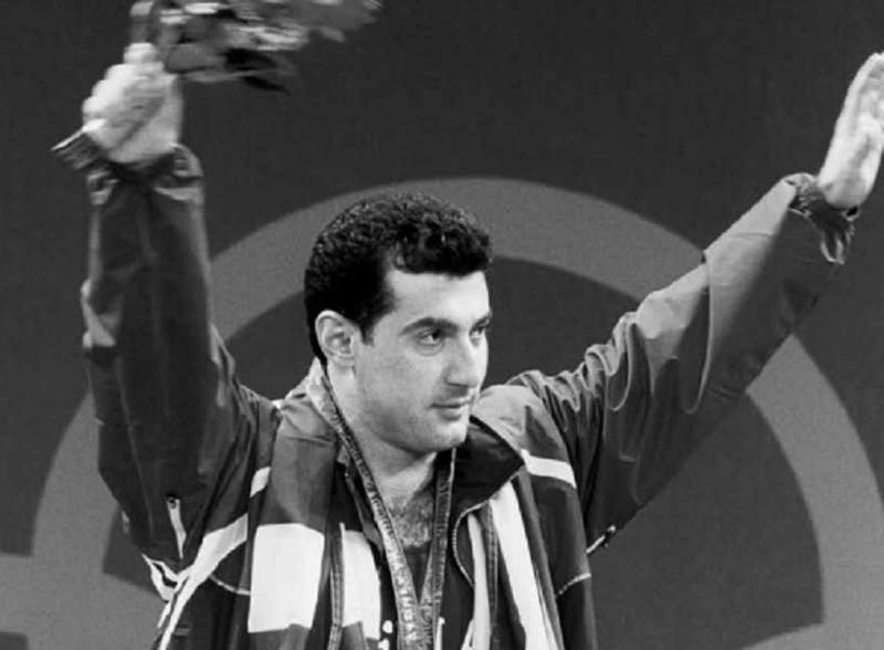 დაუსვი შეკითხვა სამგზის ოლიმპიურ ჩემპიონს კახი კახიაშვილს