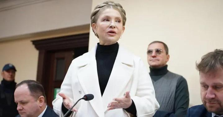 იულია ტიმოშენკო სასამართლომ 765 000-დოლარიანი გირაოს სანაცვლოდ გაათავისუფლა - მას 5-დან 10 წლამდე პატიმრობა ემუქრება: რას ედევებიან უკრაინის ყოფილ პრემიერ-მინისტრს?