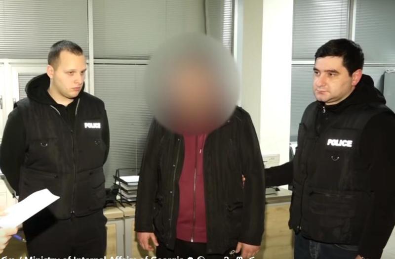 ჩხუბი ვაკეში: 29 წლის მამაკაცზე ძალადობის ბრალდებით 4 პირი დააკავეს