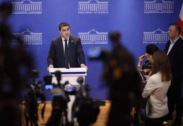 “იმედია უკრაინის ხელისუფლებამ გაიაზრა, რომ მტრული რიტორიკა, რომელიც გვესმოდა ქართველების წინააღმდეგ შედეგის მომტანი არ არის“ - შალვა პაპუაშვილი უკრაინის პრეზიდენტის მიერ ელჩის დანიშვნაზე