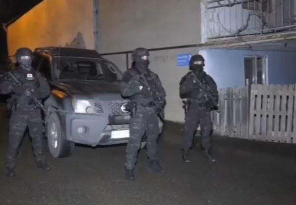 “ე.წ. კანონიერი ქურდი მეტსახელად “ჯვარსკი“ დედისა და ძმის დახმარებით, აწყობდა ქურდულ გარჩევებს“ - შსს-მ ბოლო 24 საათში “ქურდულ სამყაროსთან“ კავშირისთვის 45 პირი დააკავა