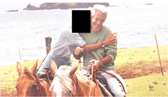 ახალი ინფორმაციით, ჯეფრი ეპშტეინს შესაძლოა, "საიდუმლო შვილი" ჰყავდეს, რომელიც დედას "დაბადებიდან რამდენიმე წუთში წაართვა" - გამოქვეყნდა ქალის ჩანაწერი