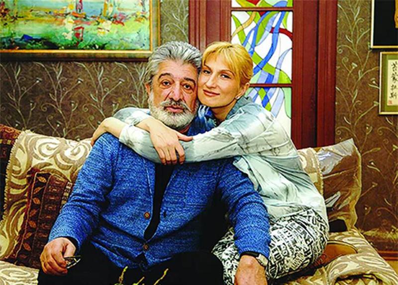 "ისე თბილად ეგებებოდნენ, საოცარ სიყვარულს ავლენდნენ. თემური ყველას, როგორც მეგობარს, ისე ელაპარაკებოდა" - ქეთი წიკლაური მამის შესახებ საუბრობს