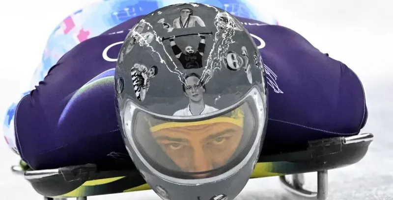 საერთაშორისო ოლიმპიურმა კომიტეტმა უკრაინელ სპორტსმენს ომში დაღუპული სპორტსმენების გამოსახულებიანი ჩაფხუტის გამო შეჯიბრებაში მონაწილეობის უფლება ჩამოართვა