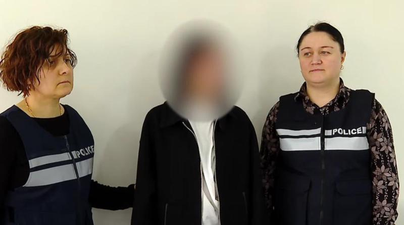 პოლიციამ ქურდობისა და ჯგუფურად ჩადენილი ძარცვის ბრალდებით სამი არასრულწლოვანი დააკავა