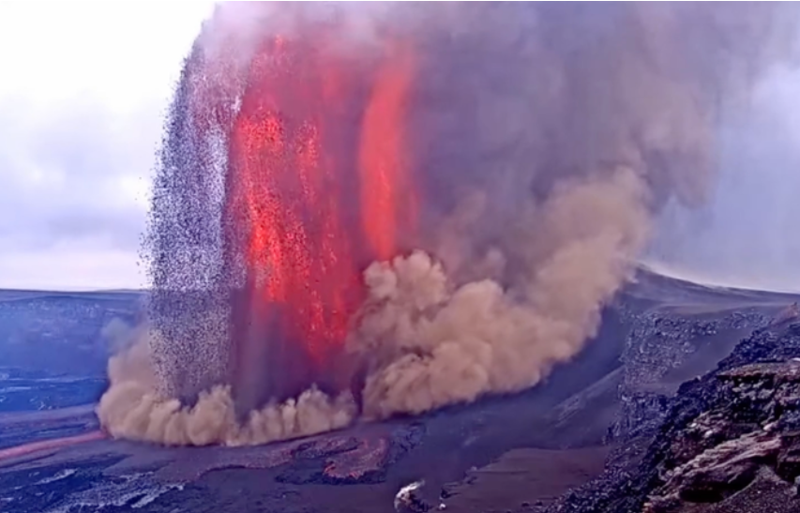 ჰავაიზე, 2024 წლის დეკემბრის შემდეგ ვულკანი კილაუეა 42-ედ ამოიფრქვა (ფოტოები)