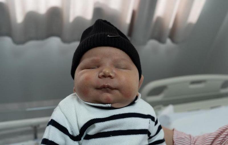 ბათუმში გოლიათი ბავშვი დაიბადა - გაიცანით ნიკოლოზ თაფლაძე