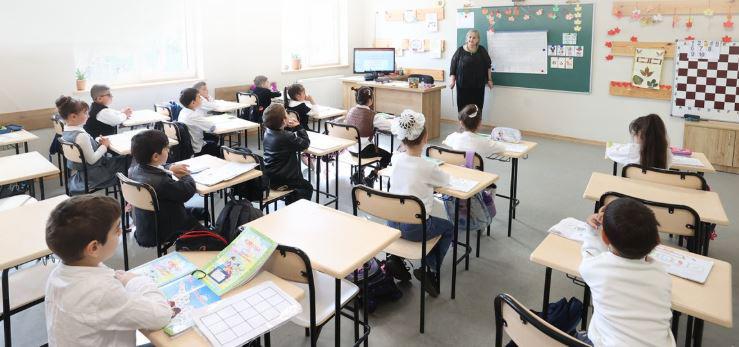 საჯარო სკოლებში პირველკლასელთა რეგისტრაცია იწყება