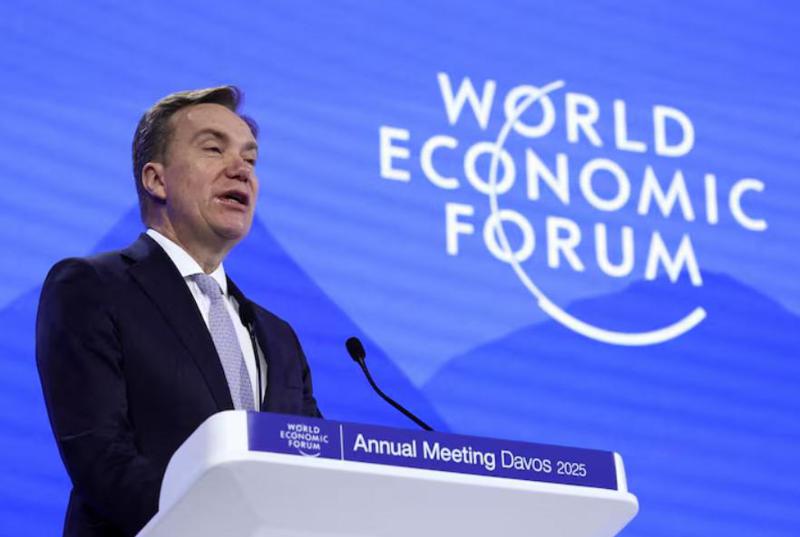 დავოსის მსოფლიო ეკონომიკური ფორუმის პრეზიდენტი ბორგე ბრენდე, რომელიც ეპშტეინის საქმეში ფიგურირებს, თანამდებობიდან გადადგა