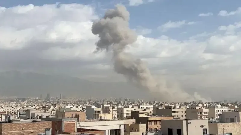 "ვიწყებთ დამანგრეველ ოპერაციას" - ირანის ისლამური რევოლუციის გუშაგთა კორპუსი განცხადებას აქვეყნებს, თეირანში კი აფეთქებების ხმა ისმის: რა ხდება ირანში აიათოლა ალი ხამენეის ლიკვიდაციის შემდეგ