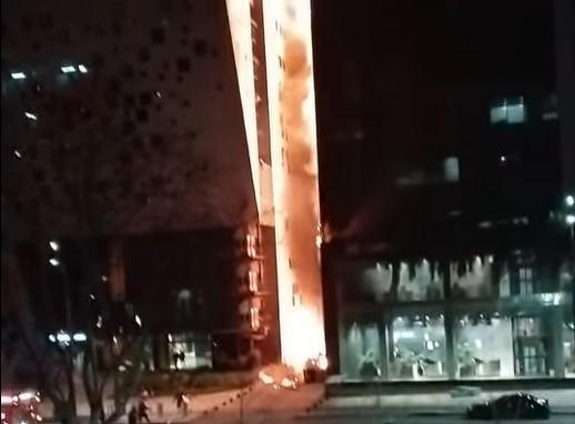 შსს “ლიბერთი ბანკის“ შენობაში ხანძრის გაჩენის სავარაუდო მიზეზს ასახელებს - მომხდართან დაკავშირებით დაწყებულია გამოძიება