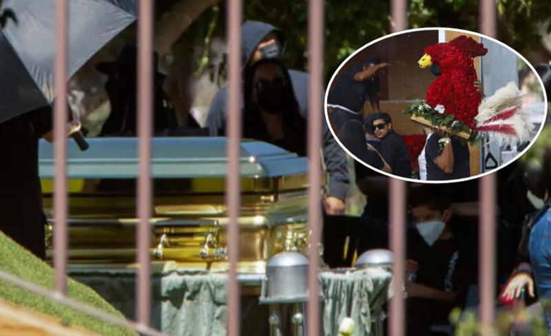 ოქროს ჩასასვენებელი, მამლების ფორმის გვირგვინები და ნიღბიანი ჭირისუფლები - ფოტოები ნარკობარონის დაკრძალვიდან, რომლის სიკვდილს მექსიკაში დიდი არეულობა მიჰყვა