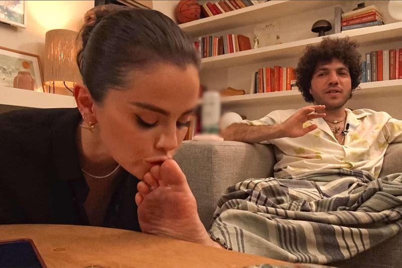 სელენა გომესისა და ბენი ბლანკოს მორიგი სკანდალი, რის გამოც სელენას ფანები ქმართან დაშორებას ურჩევენ -  "გონს მოდი, არცერთი კაცი არ ღირს ამად!“