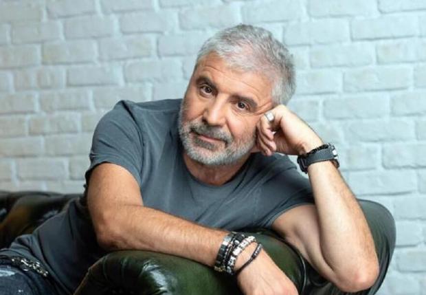 "ქალი ხელში აყვანილი უნდა ატარო, რომ მას არ მოუნდეს კისერზე დაჯდომა" - სოსო პავლიაშვილი ოჯახურ ფასეულობებსა და შვილების კარიერაზე