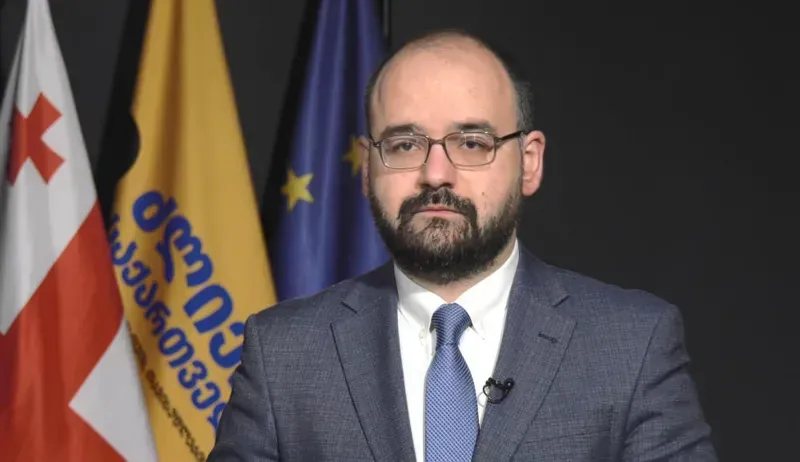 "სამწუხაროა, რომ კიდევ უფრო რთულდება აშშ-ის ვიზის მიღება - ის, რომ "ქართულმა ოცნებამ“ მოსპო ამერიკასთან ურთიერთობები, ერთ-ერთი მიზეზია, რომ  საქართველო ამ სამარცხვინო სიაში მოხვდა" - გრიგოლ გეგელია