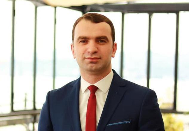 39 წლის ასაკში გარდაიცვალა ცნობილი იურისტი დავით ჭყონია