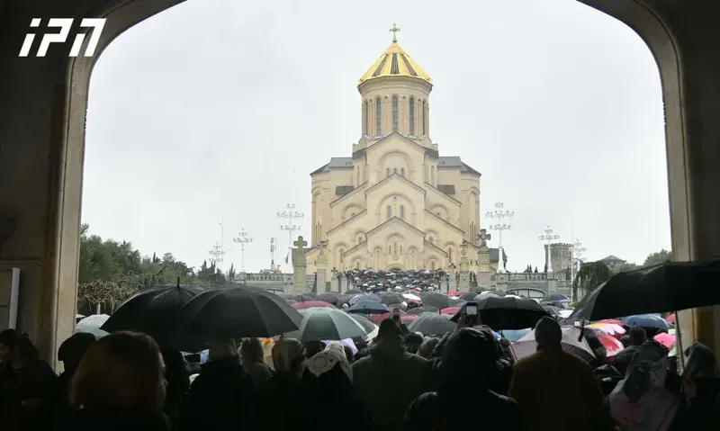 21 და 22 მარტს, საქართველოს მასშტაბით ყველა მოქმედ ეკლესია-მონასტერში სამგლოვიარო ზარებს დარეკავენ