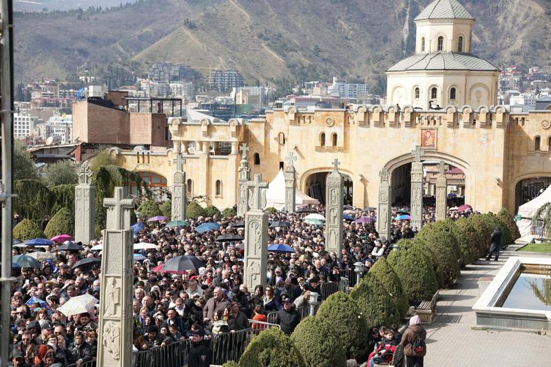 22 მარტს, 02:00 საათიდან 09:00 საათამდე მოქალაქეები სამების საკათედრო ტაძარში შესვლას ვერ შეძლებენ