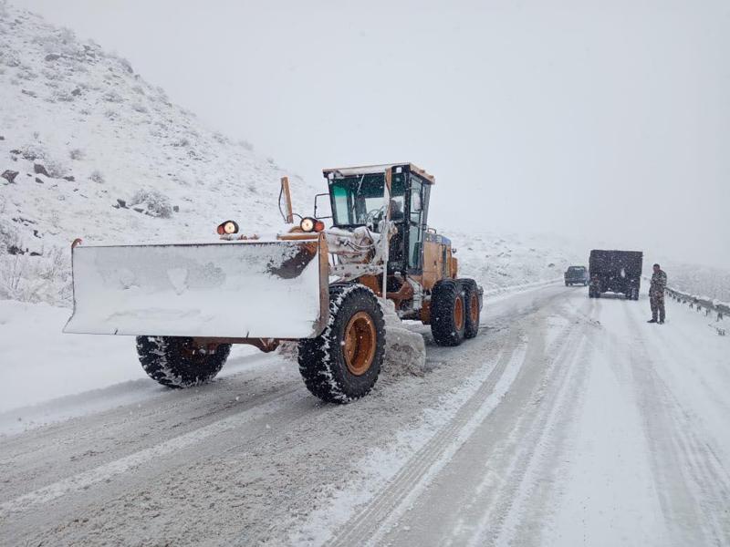 თოვის და ქარის გამო, გზის გარკვეულ მონაკვეთებზე შეზღუდვები დაწესდა - იხილეთ დეტალური ინფორმაცია