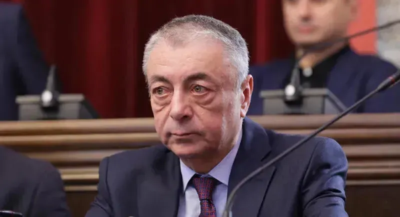 "7.5 წელი მომისაჯა გვარამიამ გაუსამართლებლად ნახევარი საათის წინ, იკითხა, აიტანო? -  ღირსიც ვიქნები,  ასეთი ადამიანების მობრუნება თუ დავუშვი პროკურორებად" - თენგიზ შარმანაშვილი