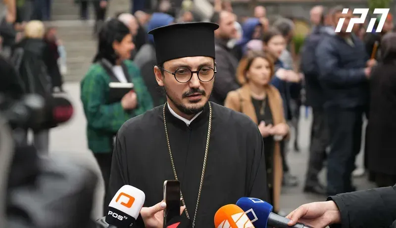 "წმინდა სინოდში დაპირისპირება არ არის" - დეკანოზი გიორგი