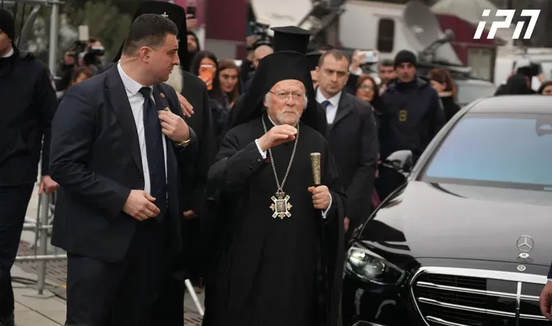 "მსოფლიო პატრიარქი  საქართველოს მართლმადიდებლურ ეკლესიაზე გავლენის გაძლიერებას ცდილობს და პატრიარქის თანამდებობაზე ორ კანდიდატს უჭერს მხარს" - რუსეთის დაზვერვა