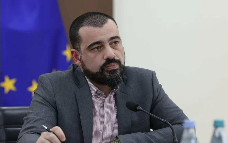 “ძაღლებს, რომლებმაც რეაბილიტაციის პერიოდი გაიარეს, ზუგდიდში დააბრუნებენ“ - ლაშა ავალიანი