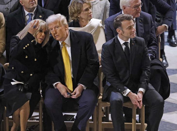 "ვურეკავ მაკრონს. რომელსაც ცოლი ძალიან ცუდად ექცევა" - რას ამბობს დონალდ ტრამპი ემანუელ მაკრონის შესახებ