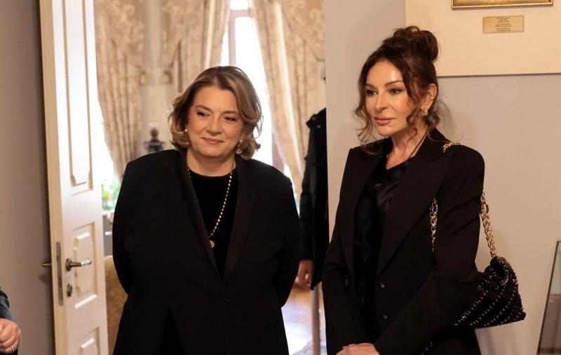 მეჰრიბან ალიევას თამარ ბაგრატიონი მასპინძლობს - ფოტოები