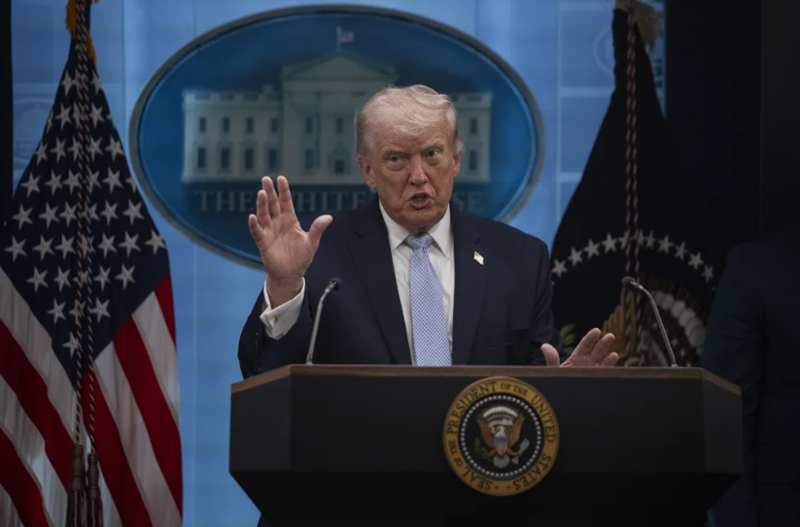 “ირანი ძალიან ცუდად, უპატივცემულოდაც კი იქცევა“ - აშშ-ის პრეზიდენტი ჰორმუზის სრუტის გამო ირანს აკრიტიკებს