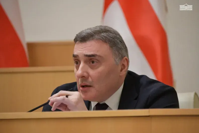 "მე არასდროს მითქვამს, რომ შეუძლებელია ფასების შემცირება... გვაქვს გეგმა და პატივი უნდა ვცეთ კომისიის მუშაობას!" - შოთა ბერეკაშვილი