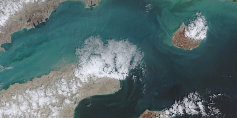 ჰორმუზის სრუტე გაიხსნა, თუმცა მისი გავლისთვის საჭიროა “ისლამური რევოლუციის გუშაგთა კორპუსის“ ნებართვა - შეთანხმების კიდევ რა დეტალებზე წერს Reuters -ი?