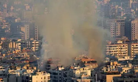 16 აპრილის შეთანხმების შემდეგ, ისრაელმა ლიბანში "ჰეზბოლას“ ინფრასტრუქტურა პირველად დაბომბა - რას წერს Reuters?