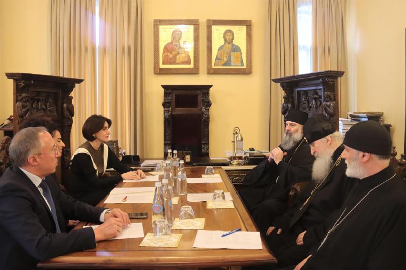 საპატრიარქო ტახტის მოსაყდრემ, მიტროპოლიტმა შიომ საქართველოს საგარეო საქმეთა მინისტრი მიიღო - რას შეეხებოდა საუბარი