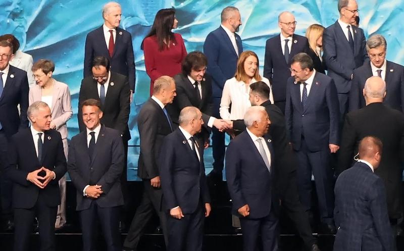 ვოლოდიმირ ზელენსკიმ ირაკლი კობახიძესთან შეხვედრაზე მედიასთან ისაუბრა