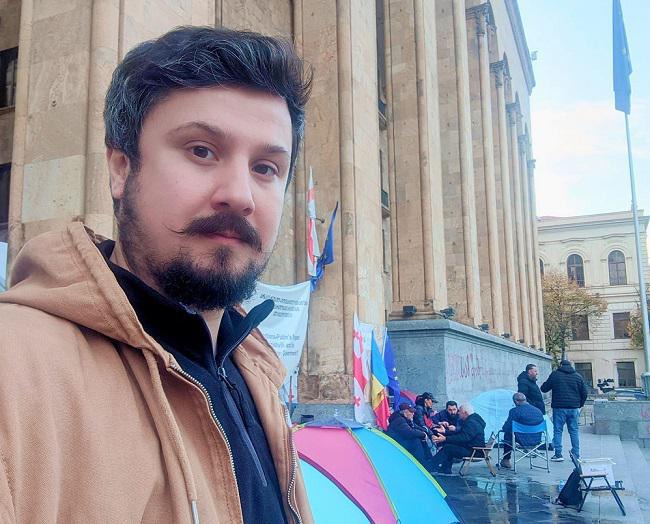 სასამართლომ პარტია “ახალის“ წევრს, ნოდარ ჩაჩანიძეს 3-დღიანი ადმინისტრაციული პატიმრობა შეუფარდა