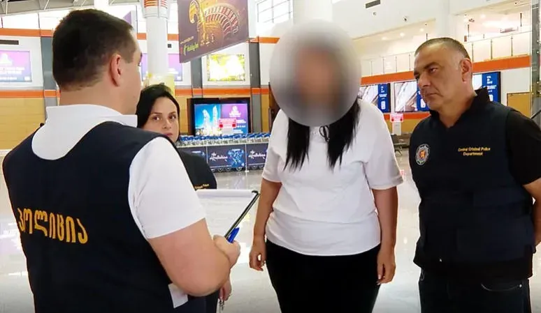 FBI-ის მიერ ძებნილი მძიმე დამნაშავე თბილისში დააკავეს - რა დეტალებია ცნობილი