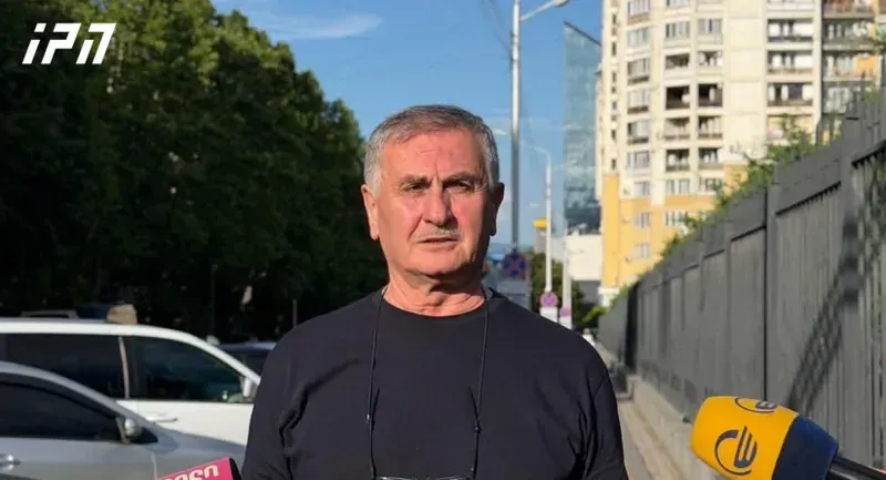 "ამბობს, რომ მისი ტრაილერებით ჯართი გადაჰქონდათ, რაშიც კრიმინალს ვერაფერს ხედავს" - "საქართველოს რკინიგზის" საქმეზე დაკავებული ანზორ ჯამალაშვილის ადვოკატი