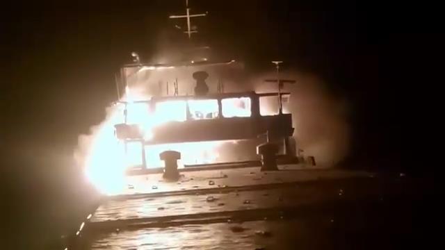 რუსეთმა შავ ზღვაში სამოქალაქო გემებს დაარტყა - არის მსხვერპლი, ბორტზე ეკიპაჟის ცხრა წევრი იმყოფებოდა (ვიდეო)