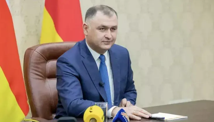 ოკუპირებული ცხინვალის ე.წ. პრეზიდენტი ალან გაგლოევი გადადგა და ვლადიმერ პუტინის მრჩეველი გახდა