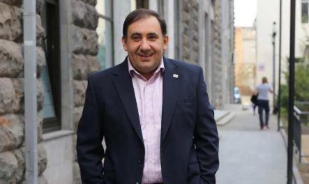 "ჩვენთვის ეს ეგზოტიკაა, ჩვენს სტუმრებს ასე ვუხსნით - ბევრი სანთელი, ეგზოტიკა და რომანტიკული საღამოები" - შალვა ალავერდაშვილი ელექტროენერგიის გათიშვებზე