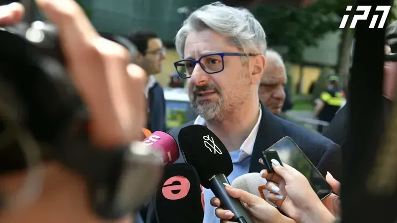 "შეიძლება კობახიძის წამოცდენამ ისეთი მეხის დაცემა გამოიწვიოს, ჯერ რომ არ დასცემიათ" - გვარამია