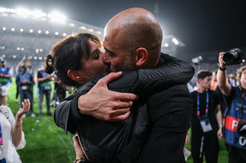 "პლანეტაზე ყველაზე ლამაზი ქალი იყო ჩემი ცოლი, მე ის წარმოუდგენლად მიყვარს. მაგრამ ვნება დავკარგეთ..." - პეპ გუარდიოლა