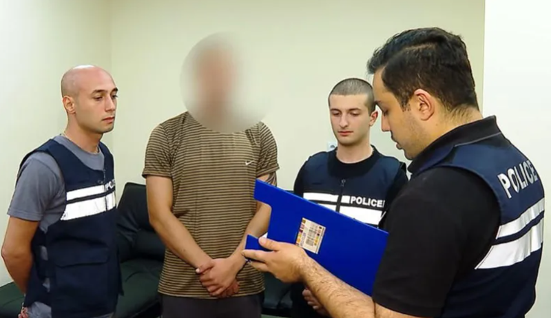 გახსნილია თბილისის ერთ-ერთ სკვერში მომხდარი ყაჩაღობის ფაქტი, რა დროსაც უცხო ქვეყნის 2 მოქალაქის ტელეფონები იარაღის მუქარით წაართვეს - რას აცხადებს შსს?