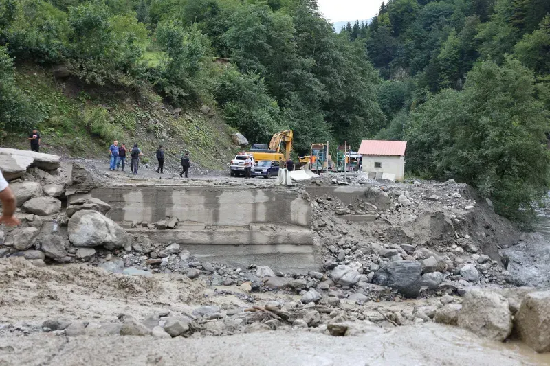 რა ვითარებაა ლენტეხში, სადაც მეწყერი ჩამოწვა - ლენტეხი-მესტიის მიმართულებით გადაადგილება აკრძალულია