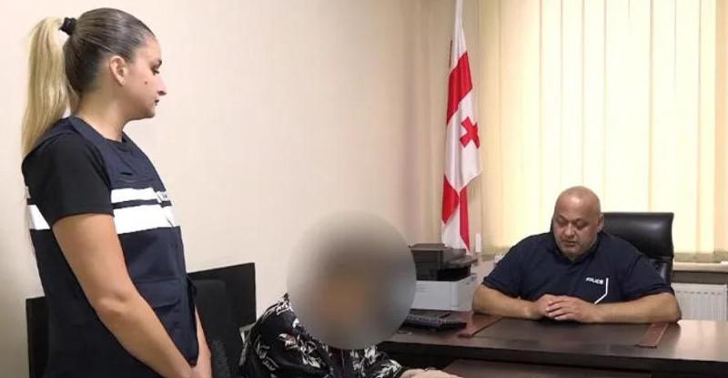 აჭარის პოლიციამ დიდი ოდენობით თანხის თაღლითურად დაუფლების ბრალებით ერთი პირი დააკავა