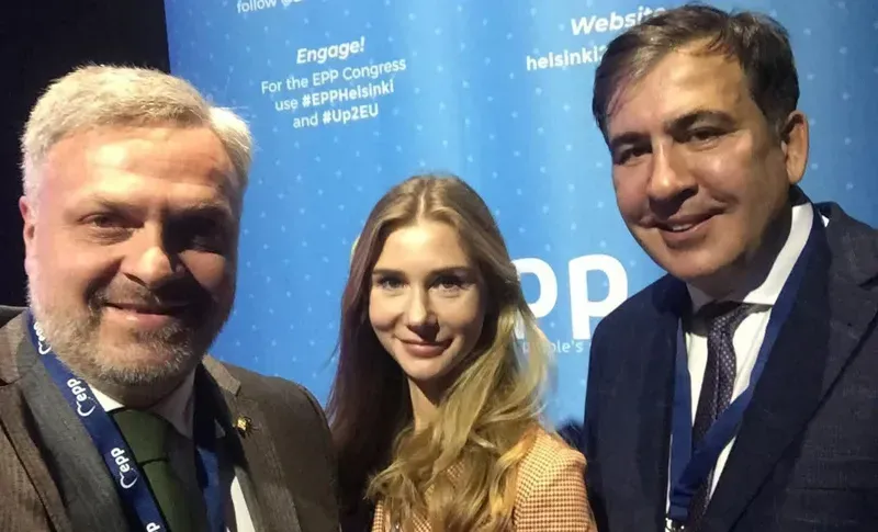 "ჩემი სრული სოლიდარობა გიას, მის არაჩვეულებრივ მეუღლეს და ოჯახს" - თინა ბოკუჩავა