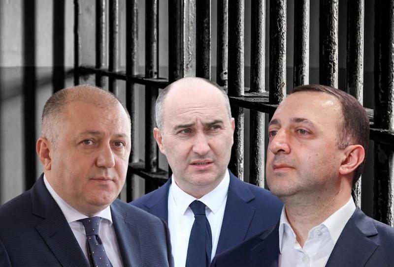"ამ მთავრობაში არავინ არის დაცული. მივდივართ სისტემამდე, რომელიც თავის დროზე სტალინმა ჩამოაყალიბა, როდესაც საკუთარი გარემოცვა ციხეში გამოკეტა... ვინ იცის, ვინ იქნება შემდეგი?" - სანდრო თვალჭრელიძე