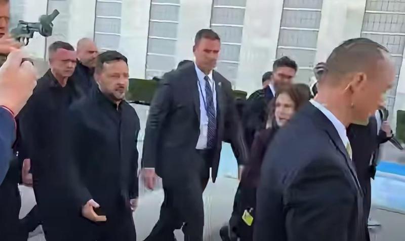 რას პასუხობს ვოლოდიმირ ზელენსკი რუსი ჟურნალისტის კითხვას - "როდის ჩავა მოსკოვში?"