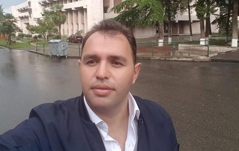 “მე ვარ გაზრდილი საქართველოში, ქართული ენა ჩემთვის მშობლური ენაა - ძალიან მიყვარხართ“ - flydubai-ს გმირის, ქართველ ებრაელი ექიმის ინტერვიუ